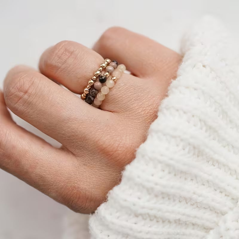 Zestaw 3 Pierścionków z Koralikami - Romantyczne Serduszka i Złote Akcenty