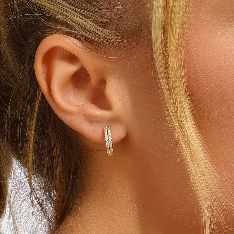 Delikatne kolczyki z cyrkonią